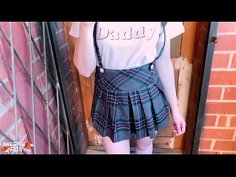 ❤️ Msichana wa shule Ananyonya Dick yake kwa kina na kutombana badala ya madarasa. kwetu sw.pornpictureshq.ru ❌️❤